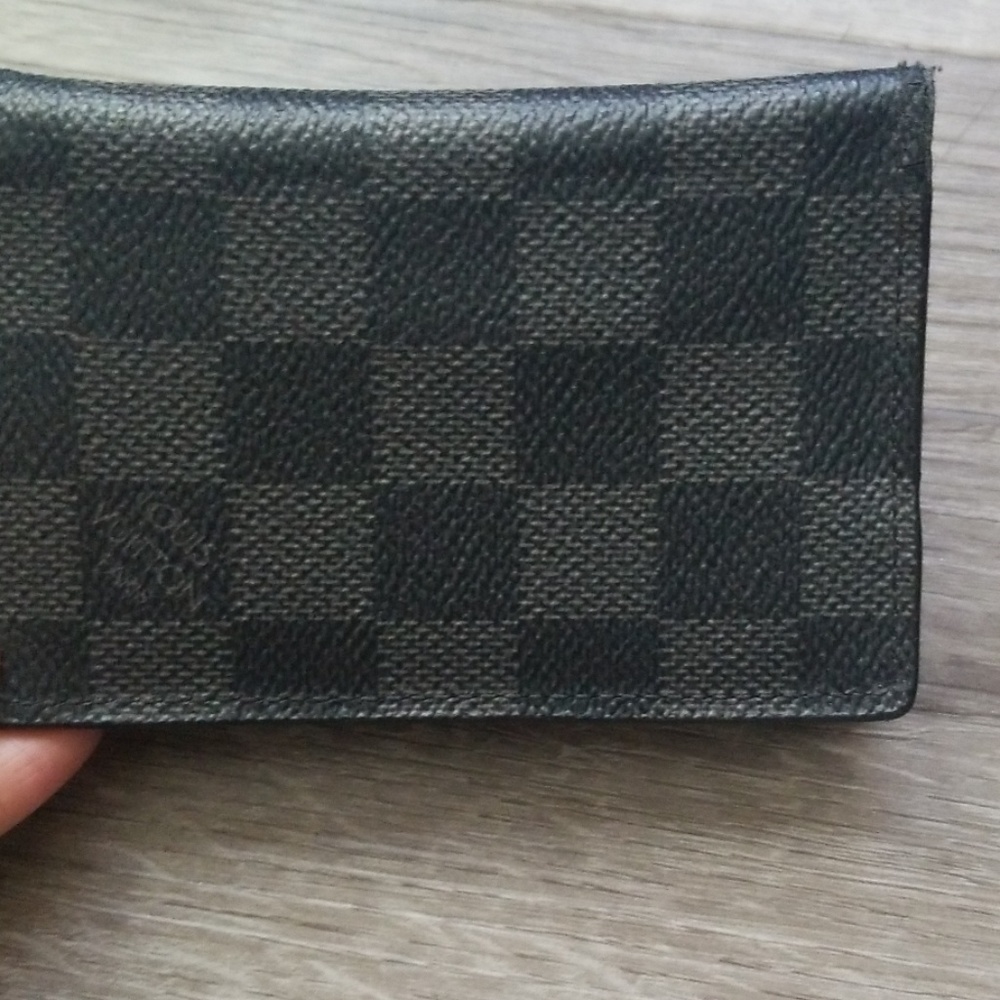 Louis Vuitton mens wallet